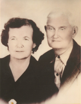 Dollie Koonce Blankenship (12 Jun 1882 - 3 May 1972) and Joe W. Blankenship (26 Oct 1877 - 16 May 19