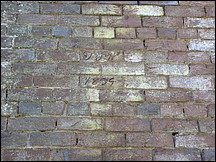2004-04.jpg